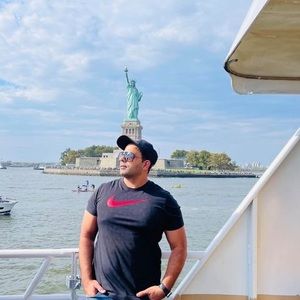 Meet your Posher, Haroon